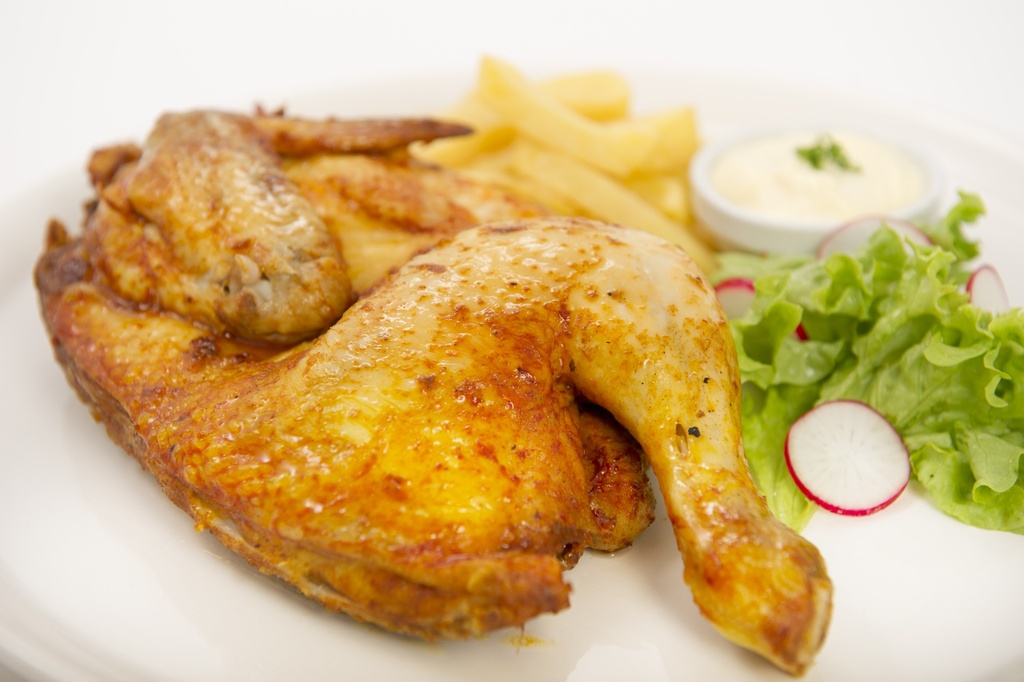 Demi Poulet Cuit Noyez +/- 550 gr